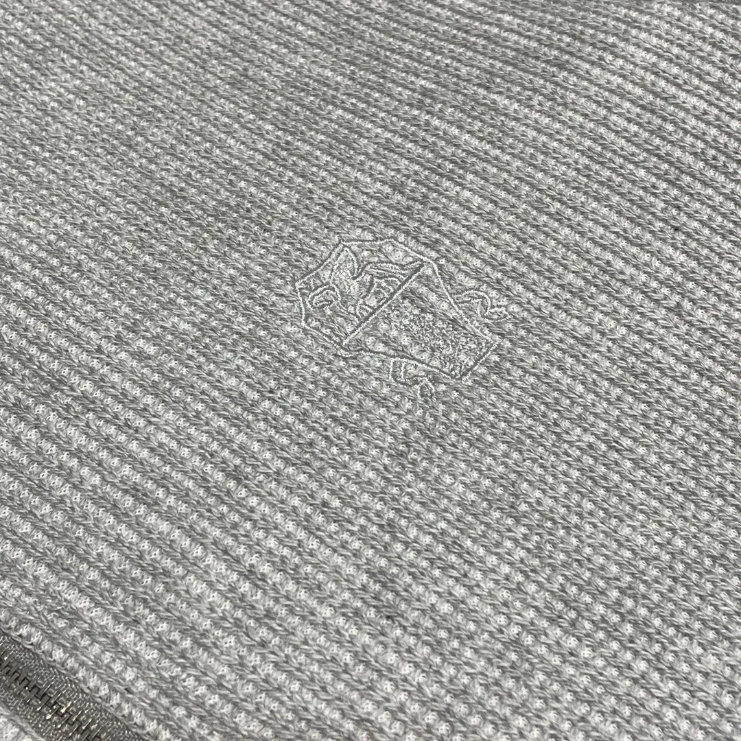 Real details shot!